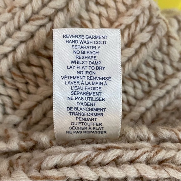 Roots Winter Edition Sweater Hooded Beige Size Medium - Picture 7 of 9